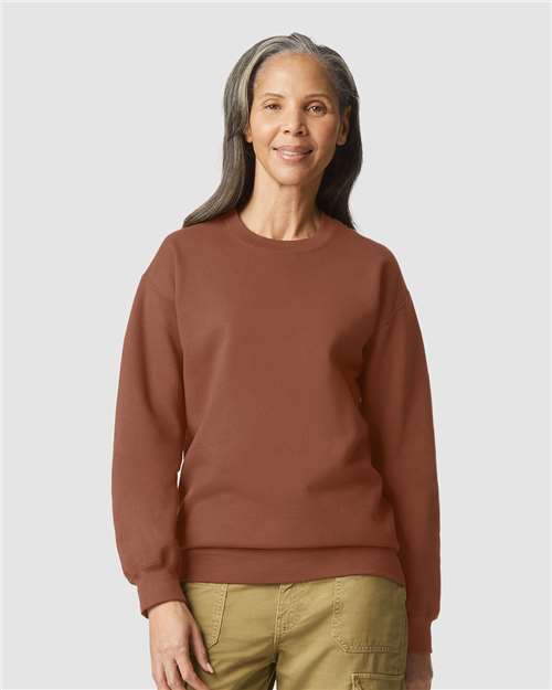 Gildan Unisex Softstyle® Midweight Crewneck Sweatshirt - Cocoa
